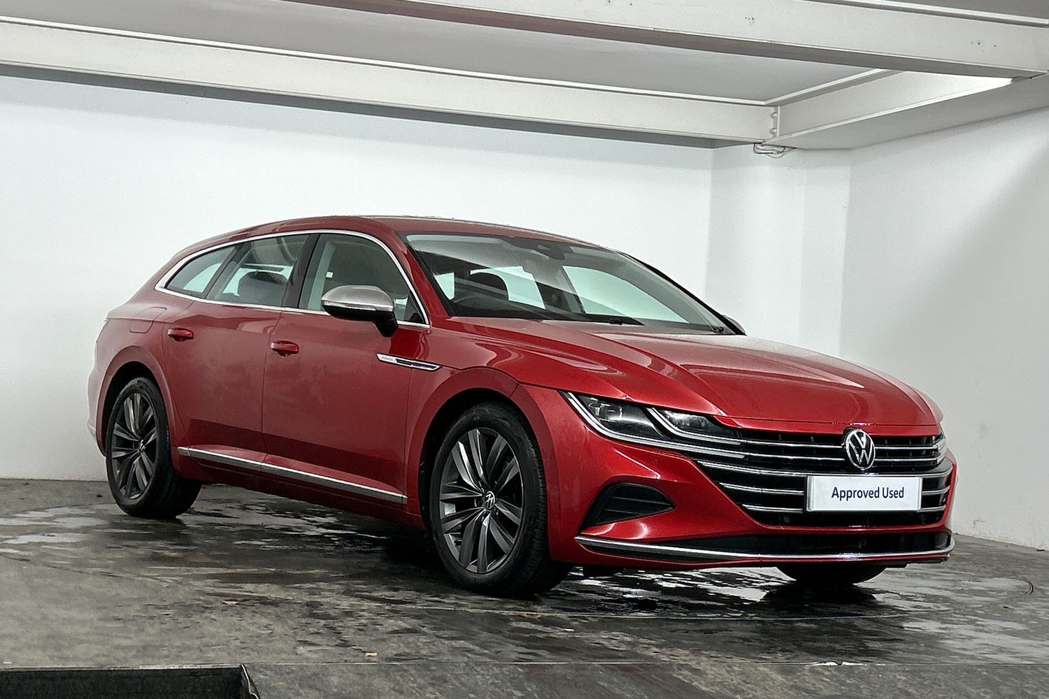 Main listing image - Volkswagen Arteon Shooting Brake