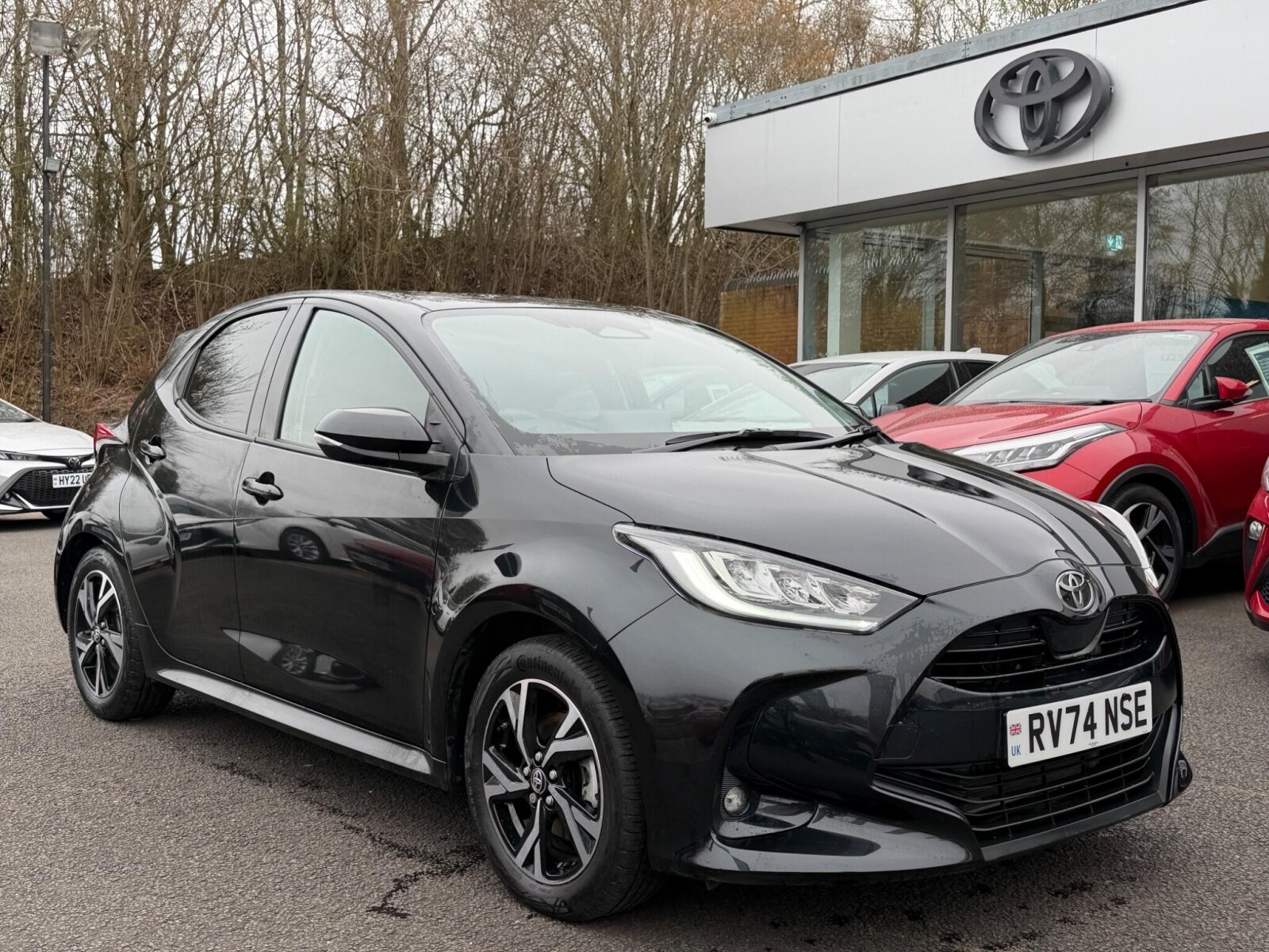 Main listing image - Toyota Yaris