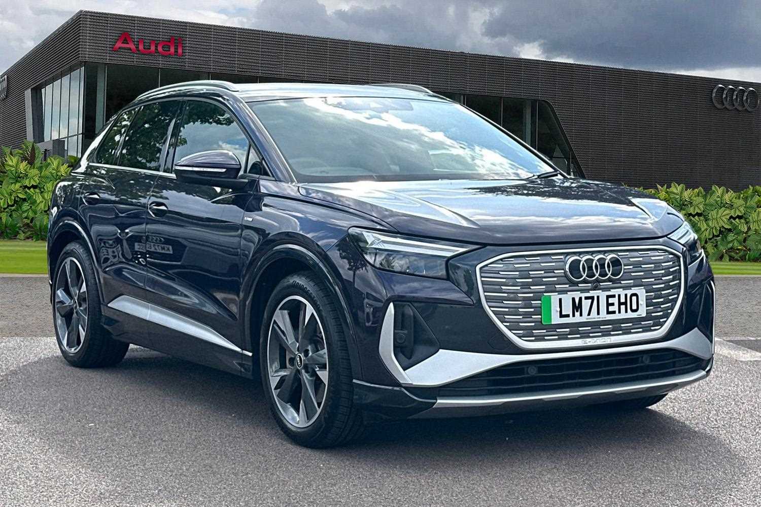 Main listing image - Audi Q4