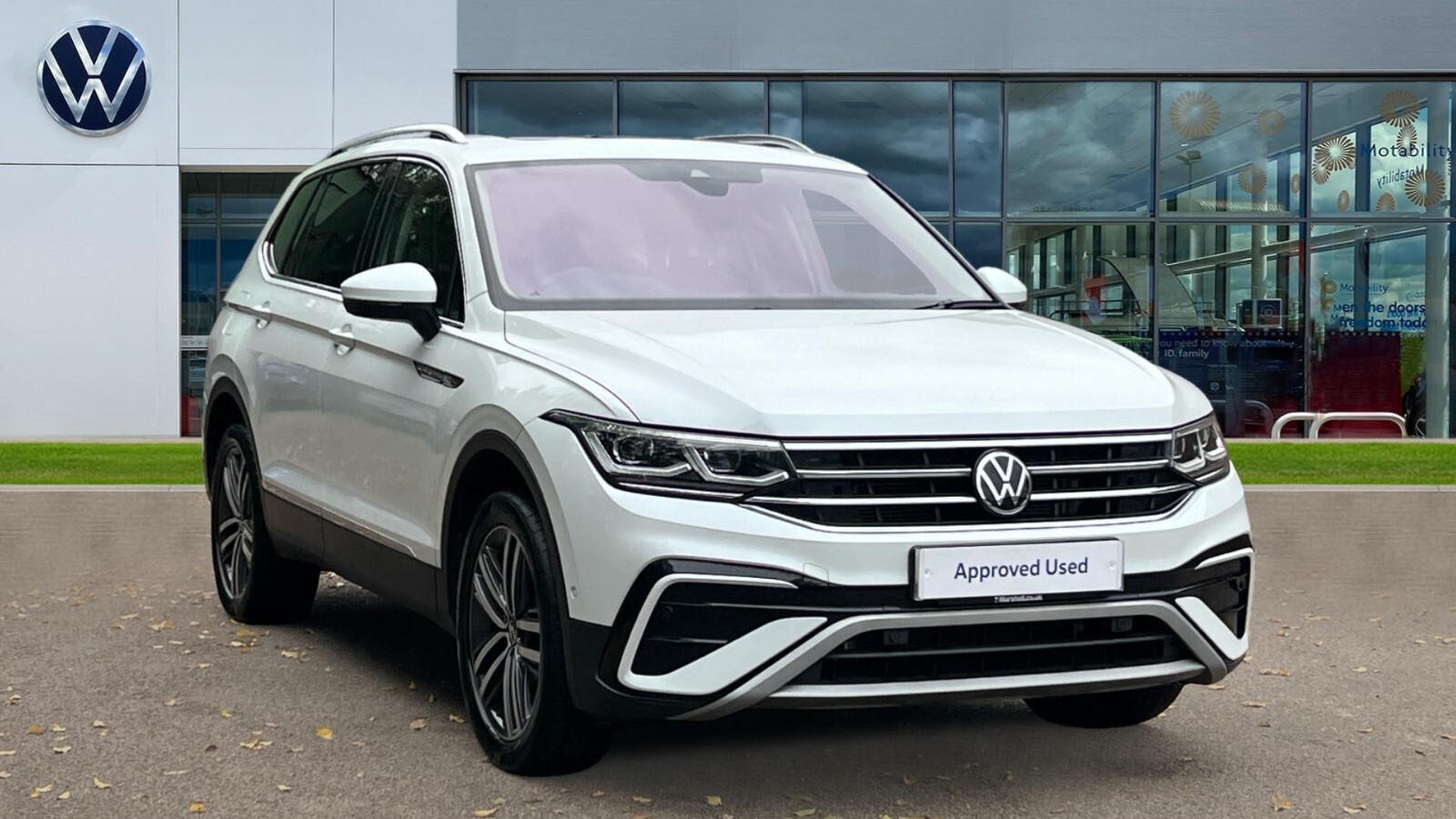 Main listing image - Volkswagen Tiguan Allspace