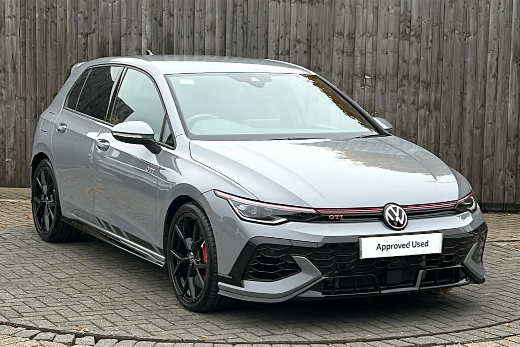 Main listing image - Volkswagen Golf GTI