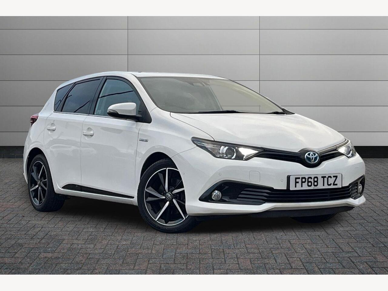 Main listing image - Toyota Auris