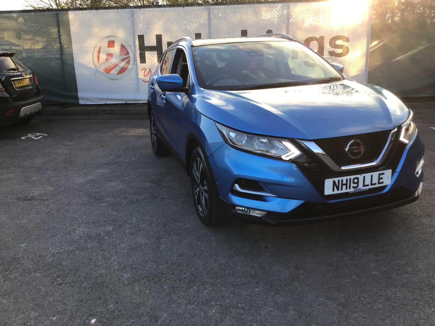 Main listing image - Nissan Qashqai