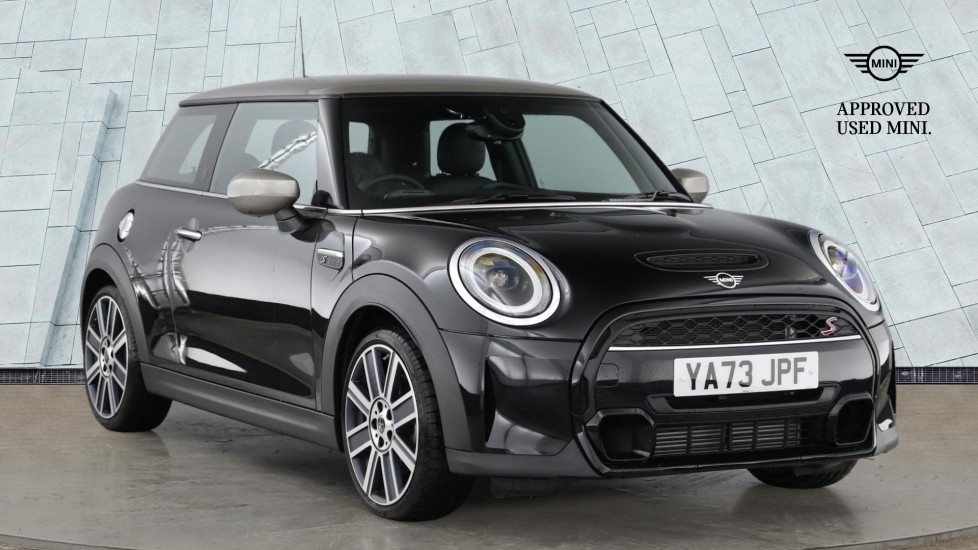 Main listing image - MINI Hatchback