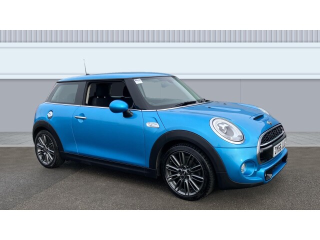 Main listing image - MINI Hatchback