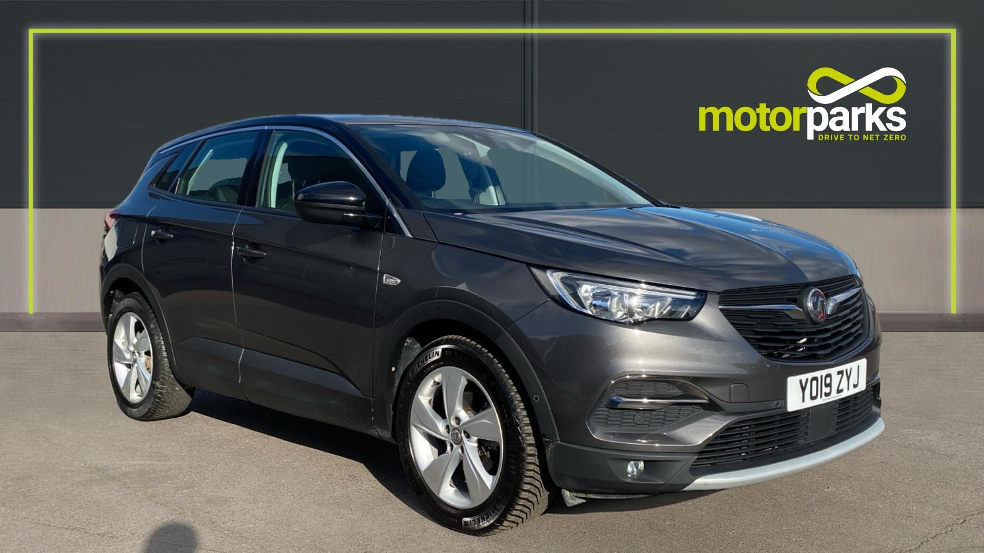 Main listing image - Vauxhall Grandland X