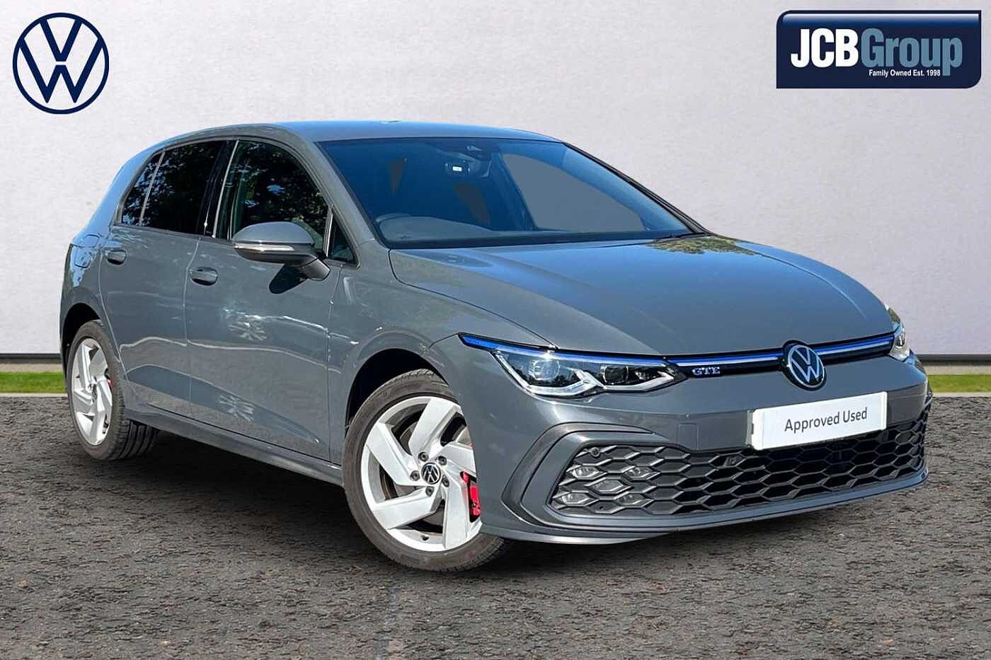 Main listing image - Volkswagen Golf GTE