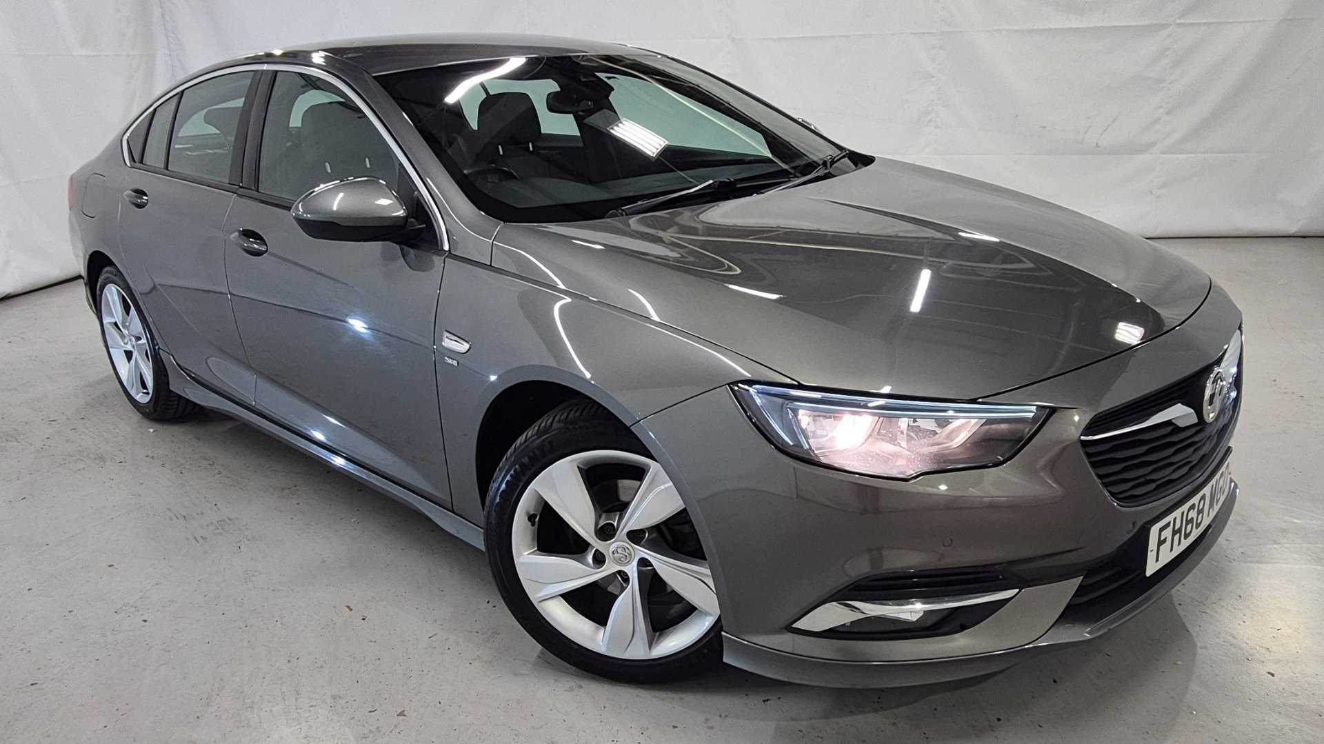 Main listing image - Vauxhall Insignia