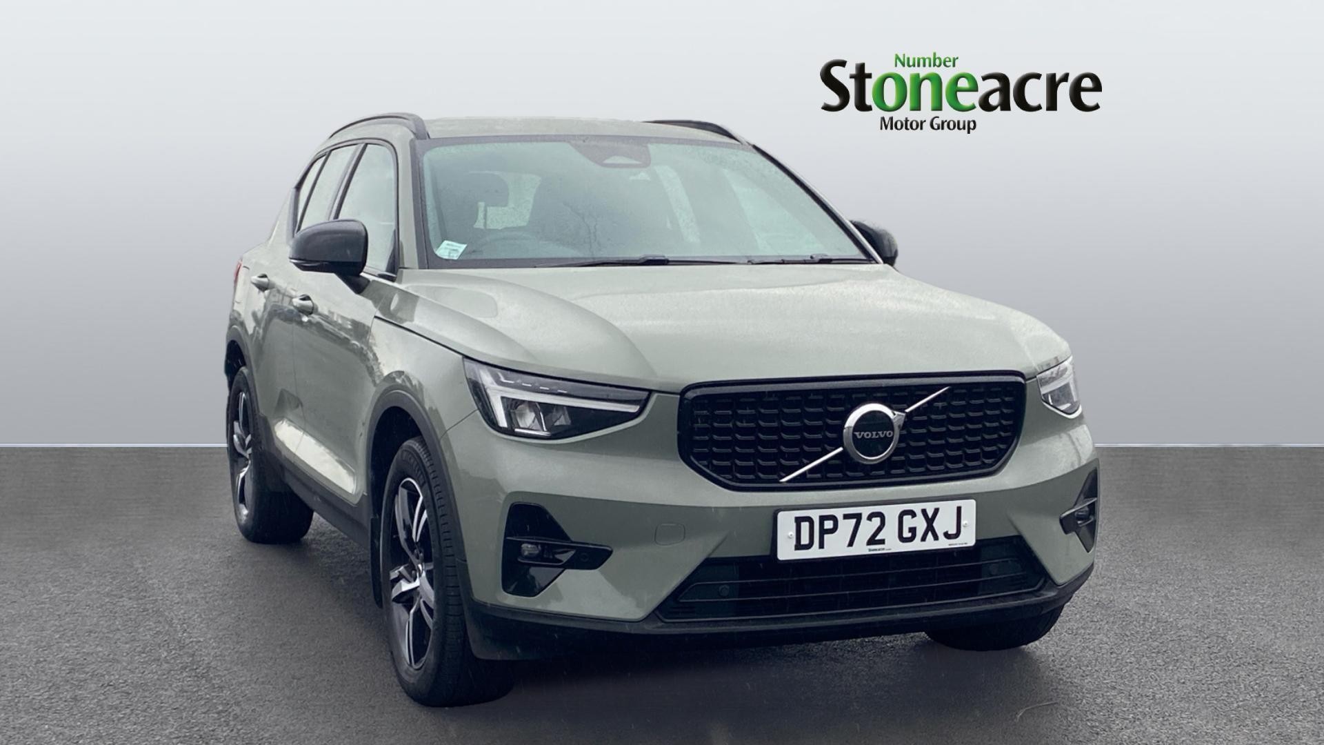 Main listing image - Volvo XC40