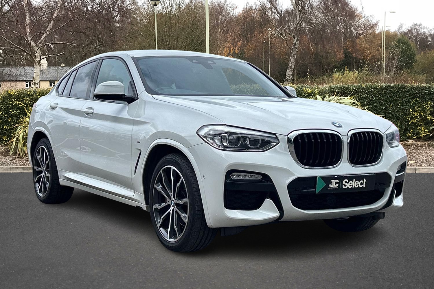 Main listing image - BMW X4