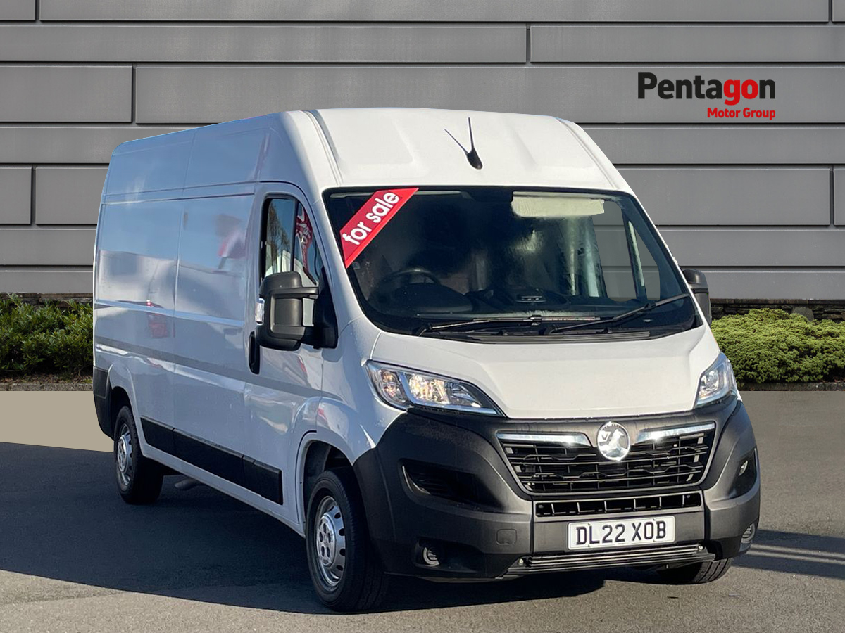 Main listing image - Vauxhall Movano
