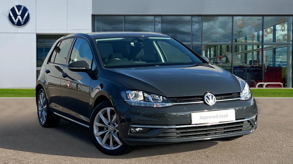 Main listing image - Volkswagen Golf