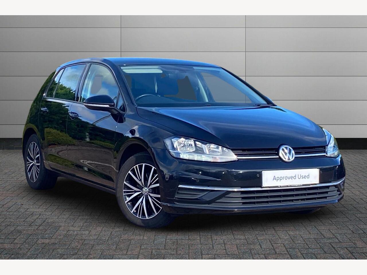 Main listing image - Volkswagen Golf