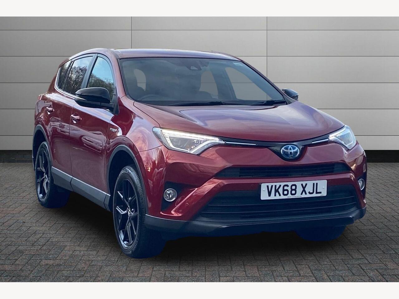 Main listing image - Toyota RAV4