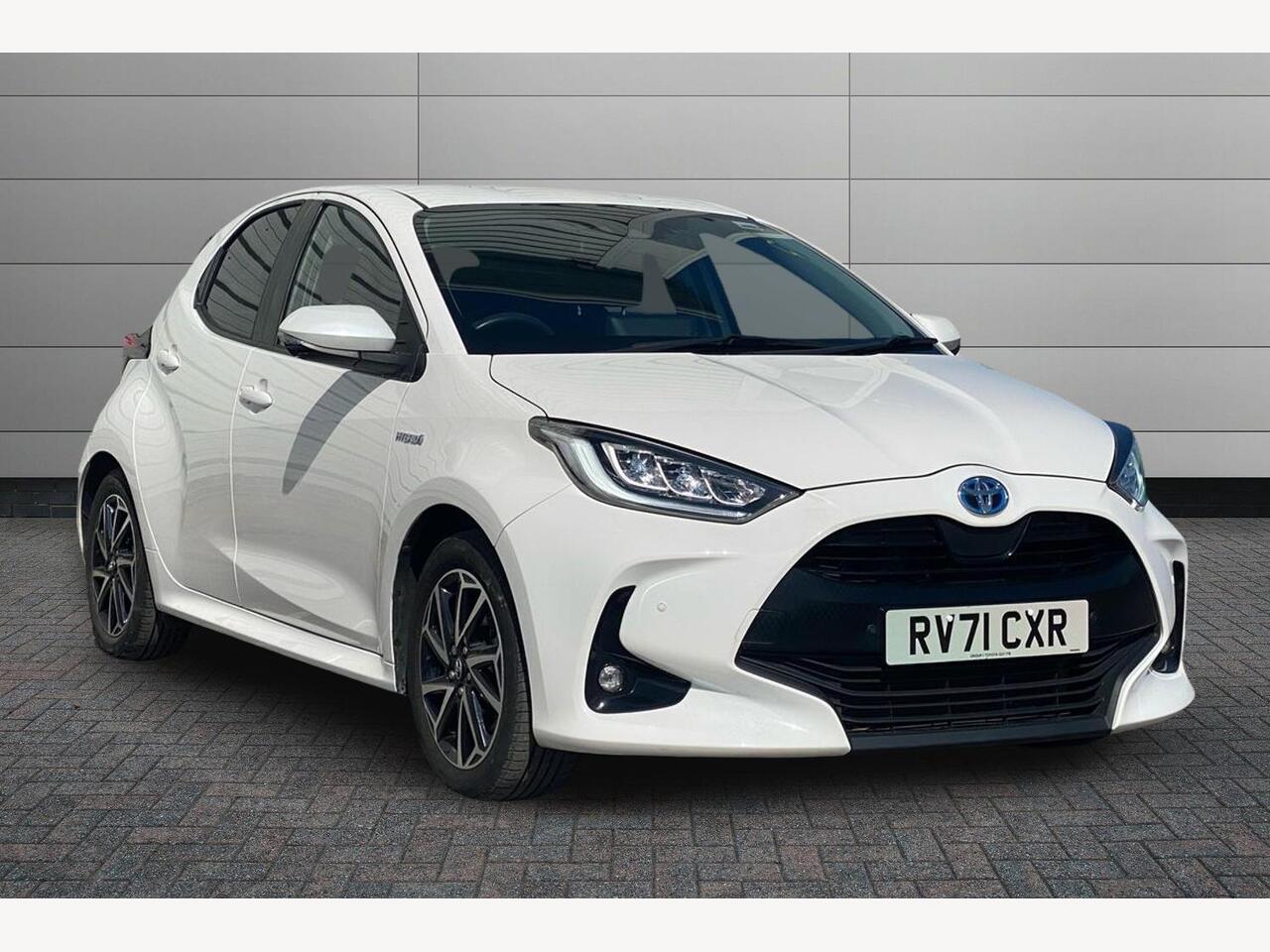 Main listing image - Toyota Yaris