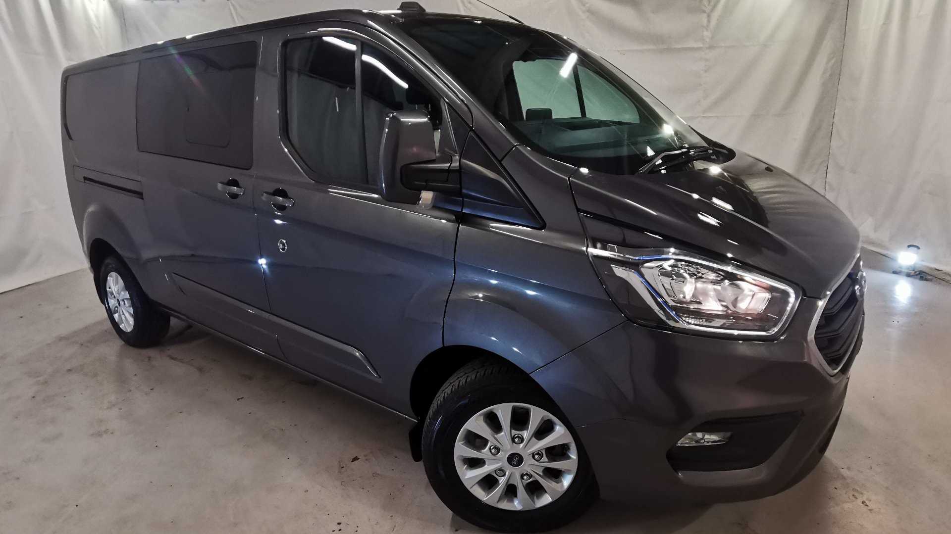 Main listing image - Ford Transit Custom