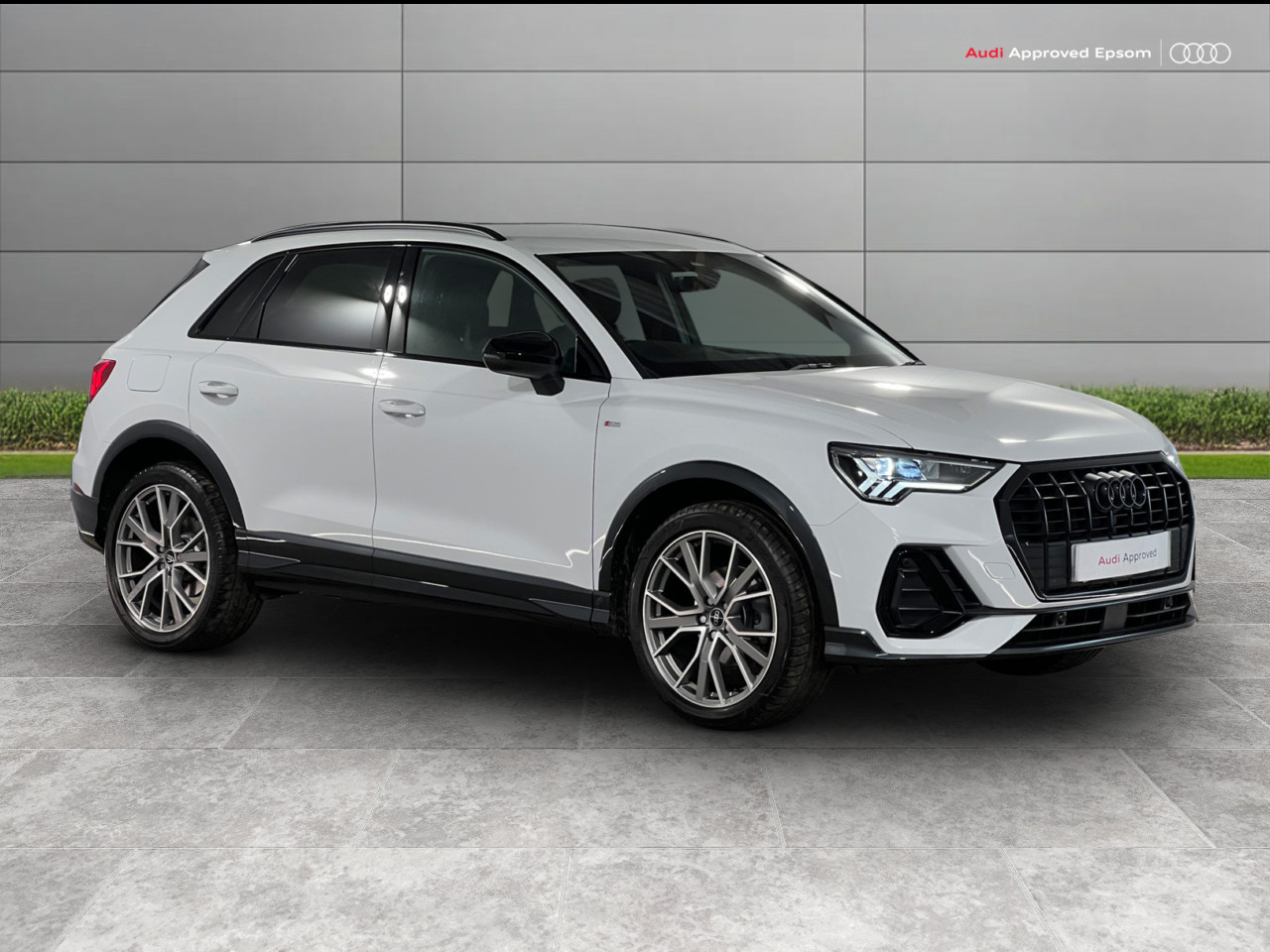 Main listing image - Audi Q3