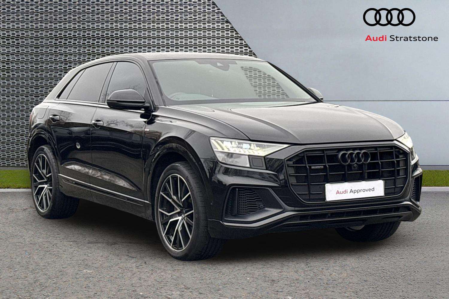 Main listing image - Audi Q8