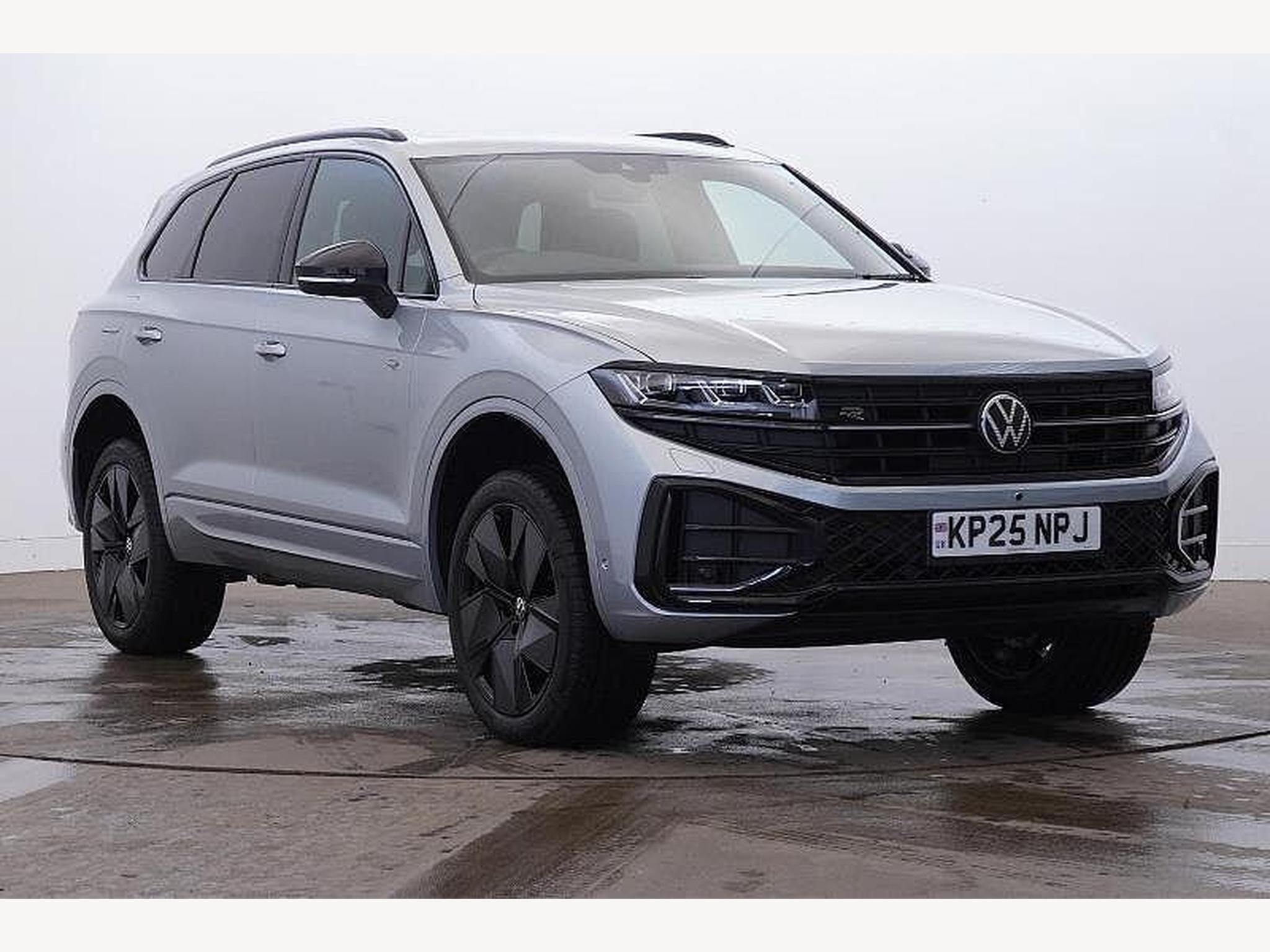Main listing image - Volkswagen Touareg
