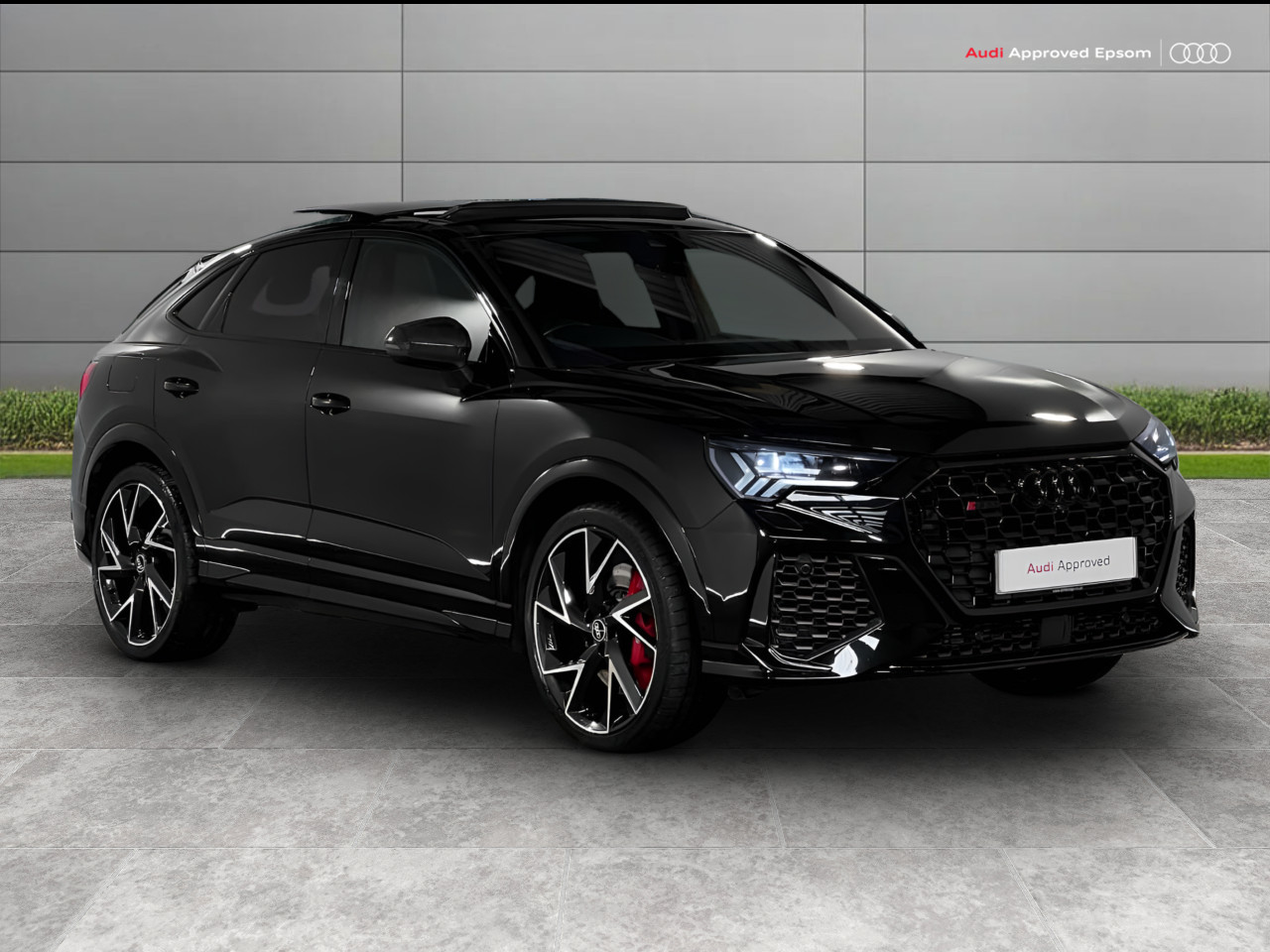 Main listing image - Audi RS Q3