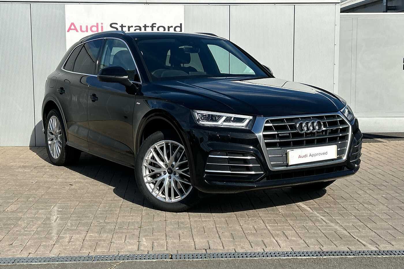 Main listing image - Audi Q5