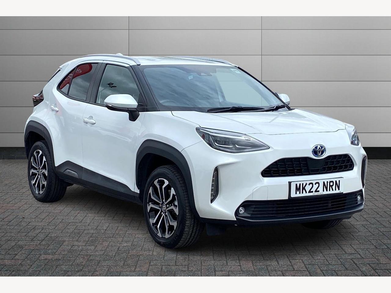 Main listing image - Toyota Yaris Cross