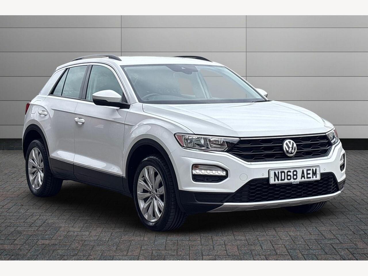 Main listing image - Volkswagen T-Roc
