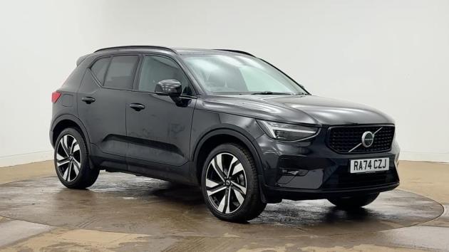Main listing image - Volvo XC40