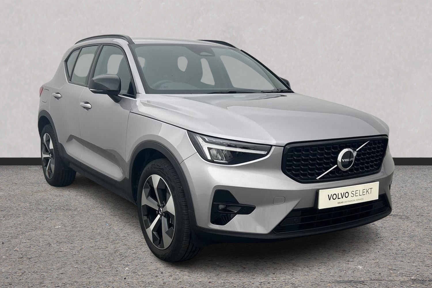Main listing image - Volvo XC40