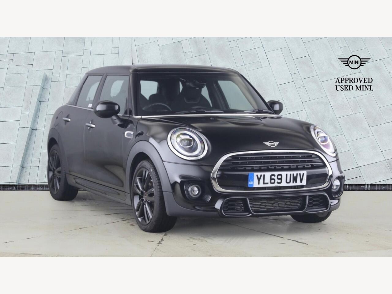 Main listing image - MINI Hatchback