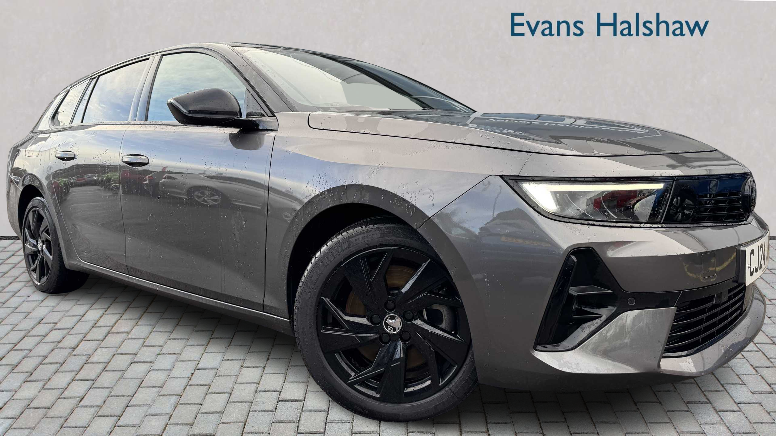 Main listing image - Vauxhall Astra Sports Tourer