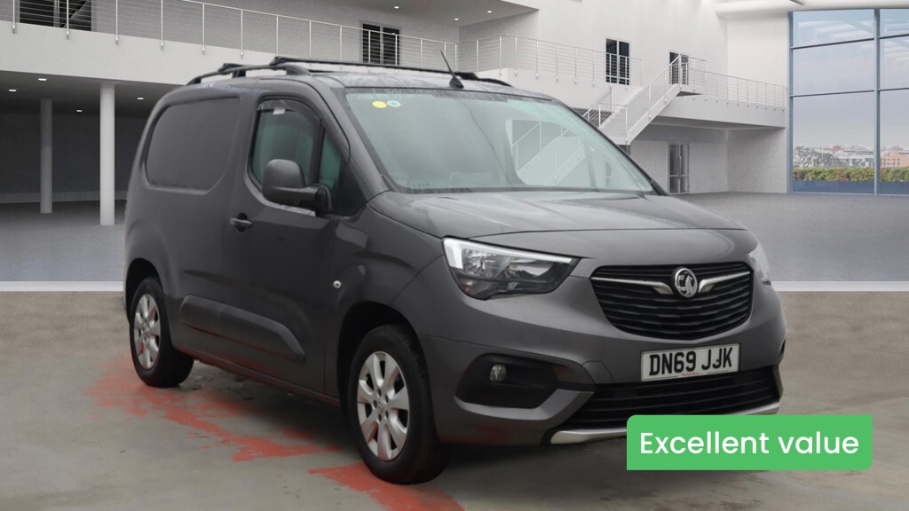 Main listing image - Vauxhall Combo Cargo