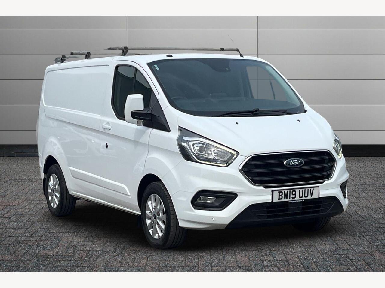 Main listing image - Ford Transit Custom