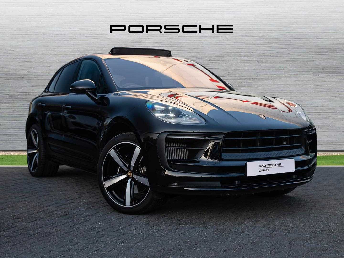 Main listing image - Porsche Macan