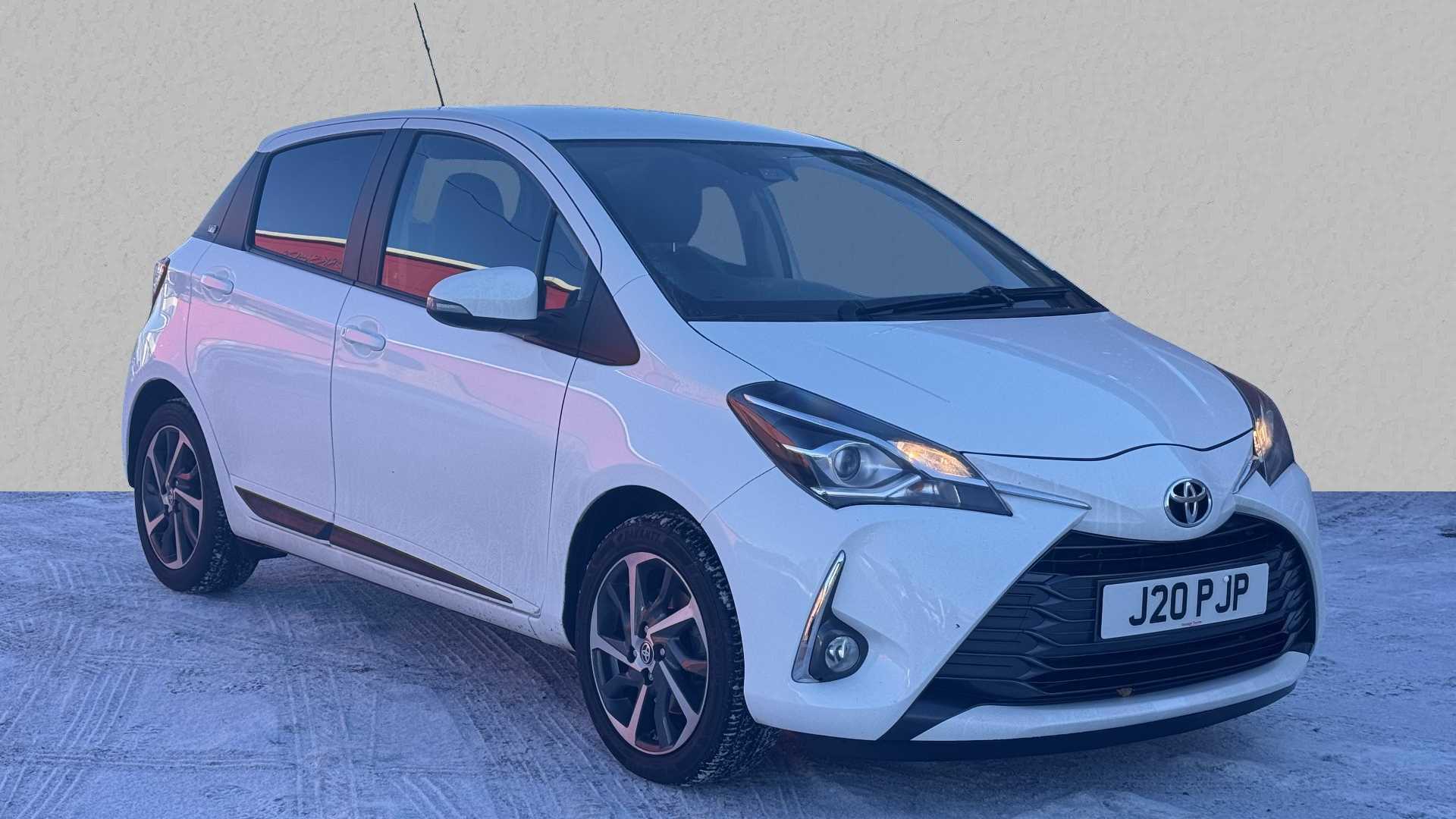 Main listing image - Toyota Yaris