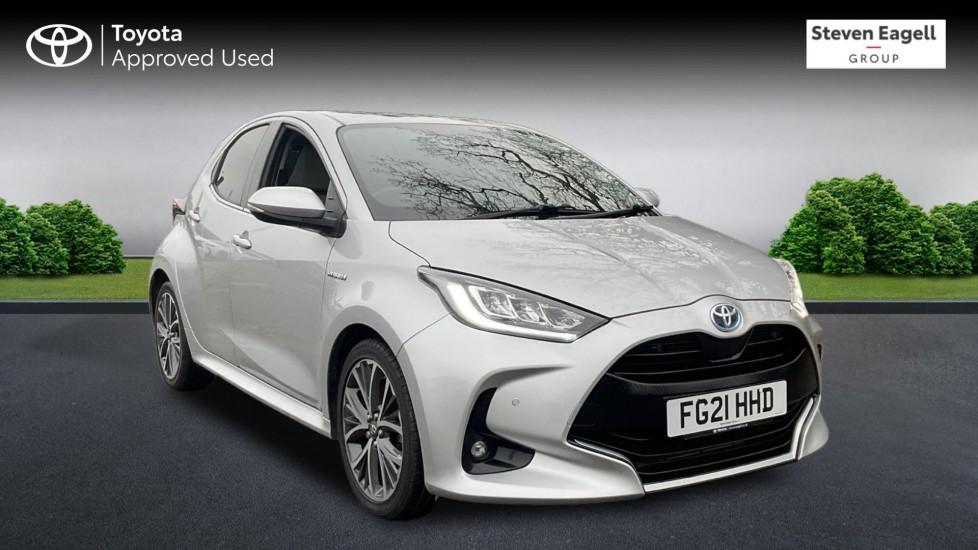 Main listing image - Toyota Yaris