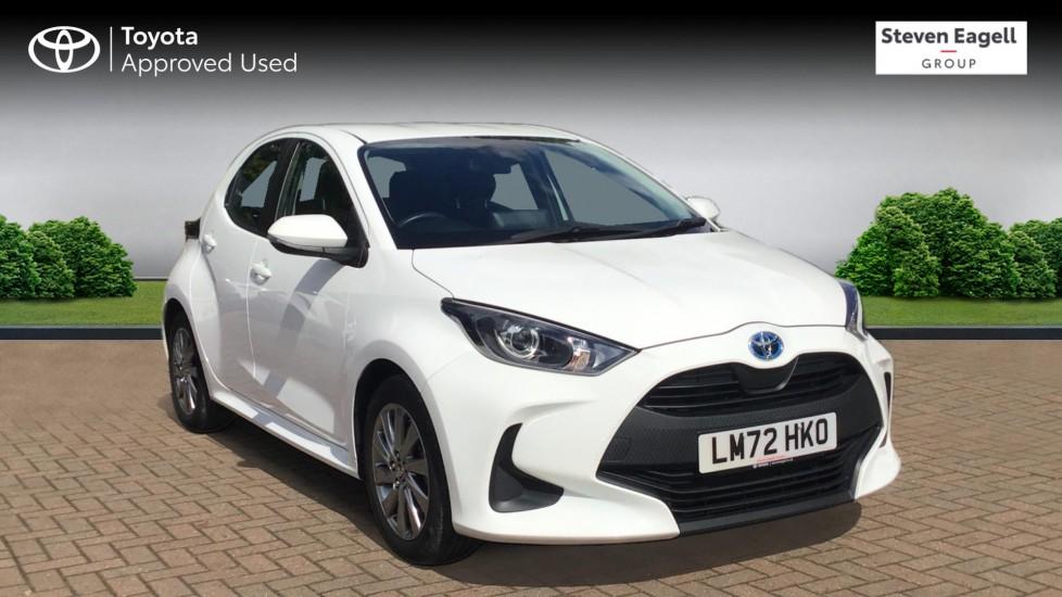 Main listing image - Toyota Yaris