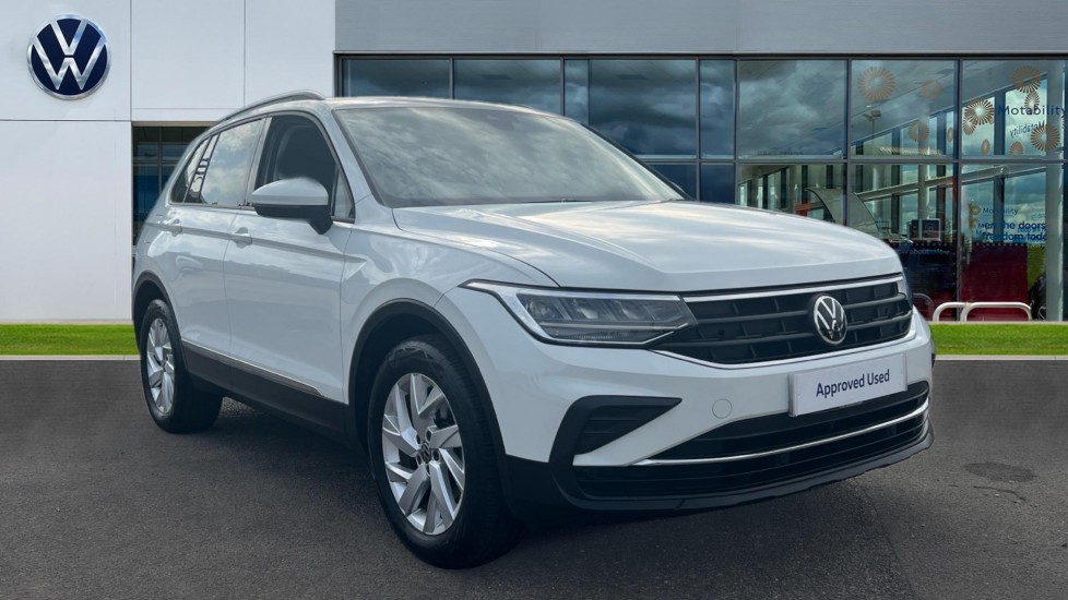 Main listing image - Volkswagen Tiguan