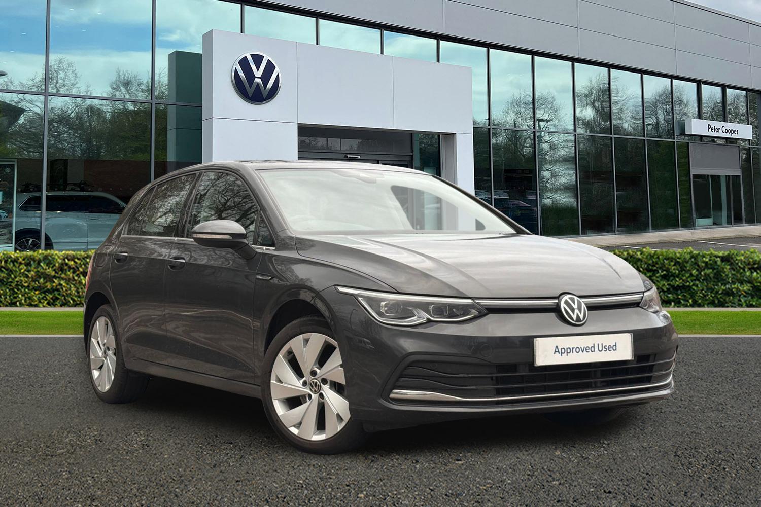 Main listing image - Volkswagen Golf