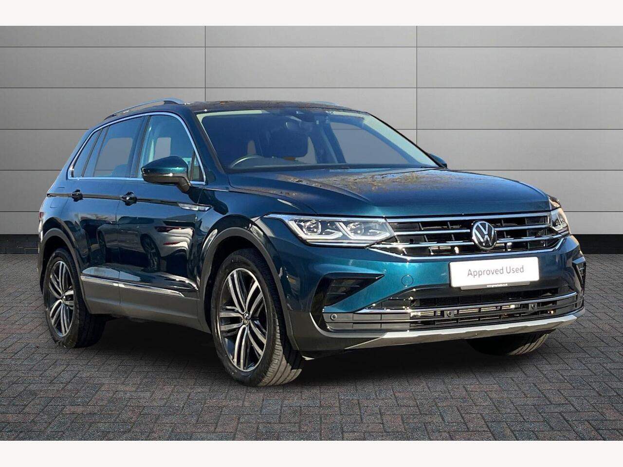 Main listing image - Volkswagen Tiguan