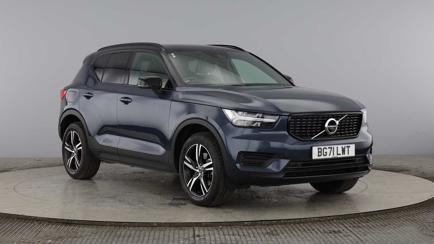 Main listing image - Volvo XC40