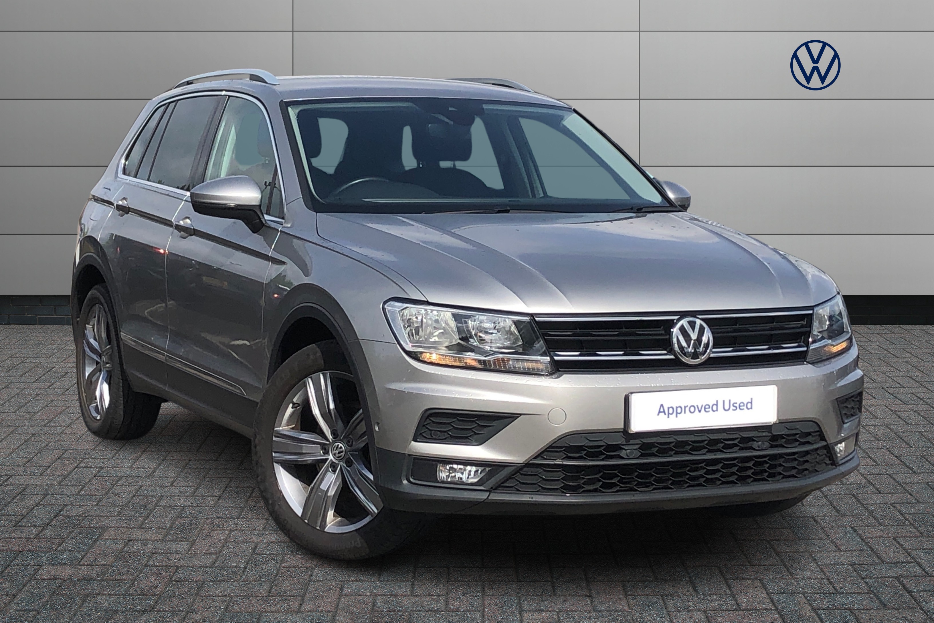 Main listing image - Volkswagen Tiguan