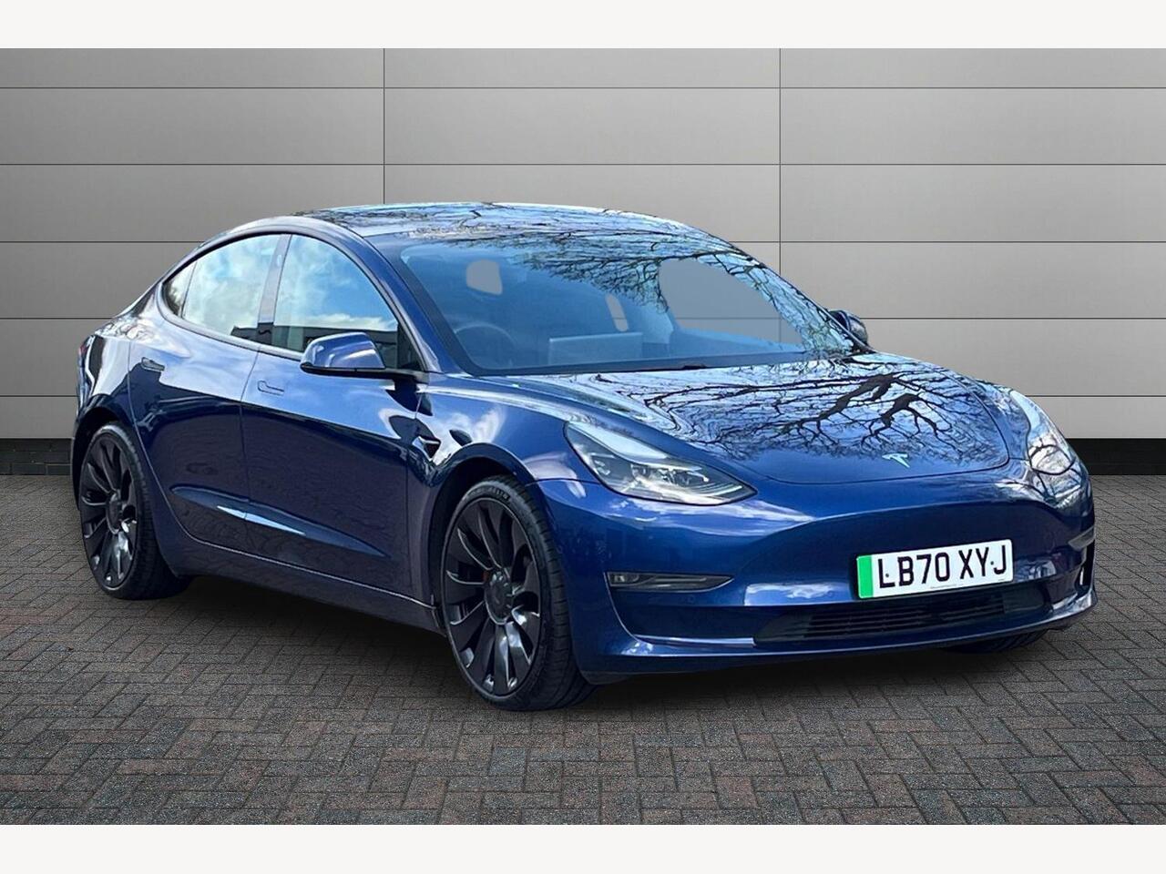 Main listing image - Tesla Model 3