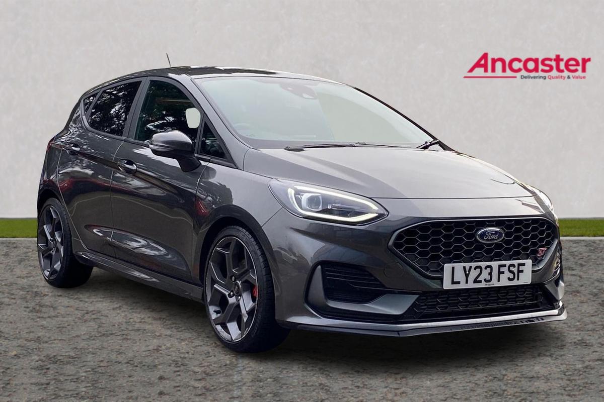 Main listing image - Ford Fiesta ST