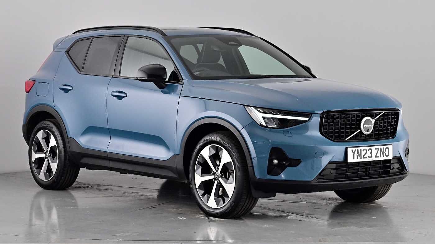 Main listing image - Volvo XC40
