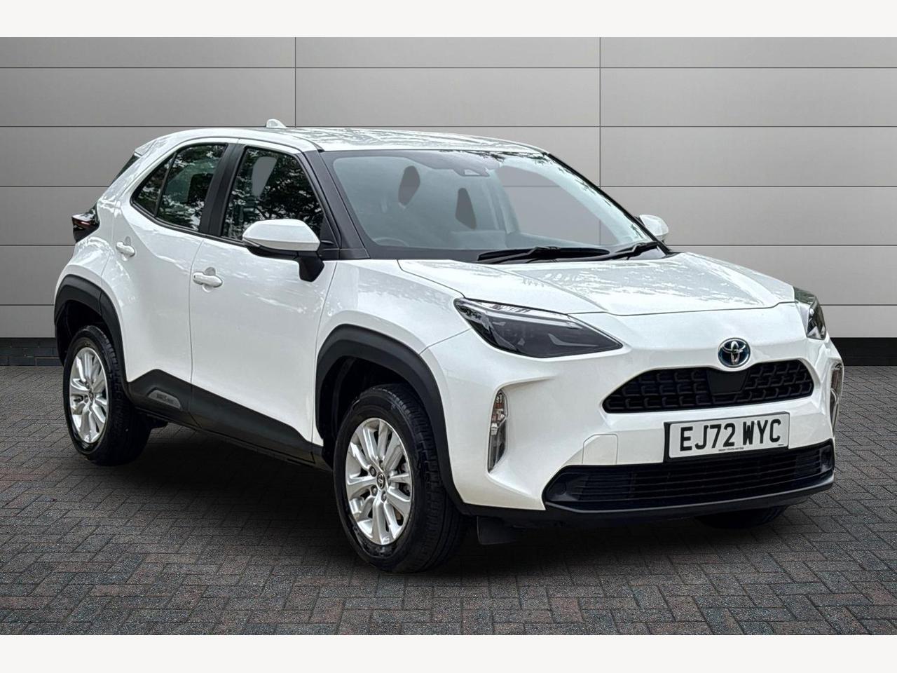 Main listing image - Toyota Yaris Cross