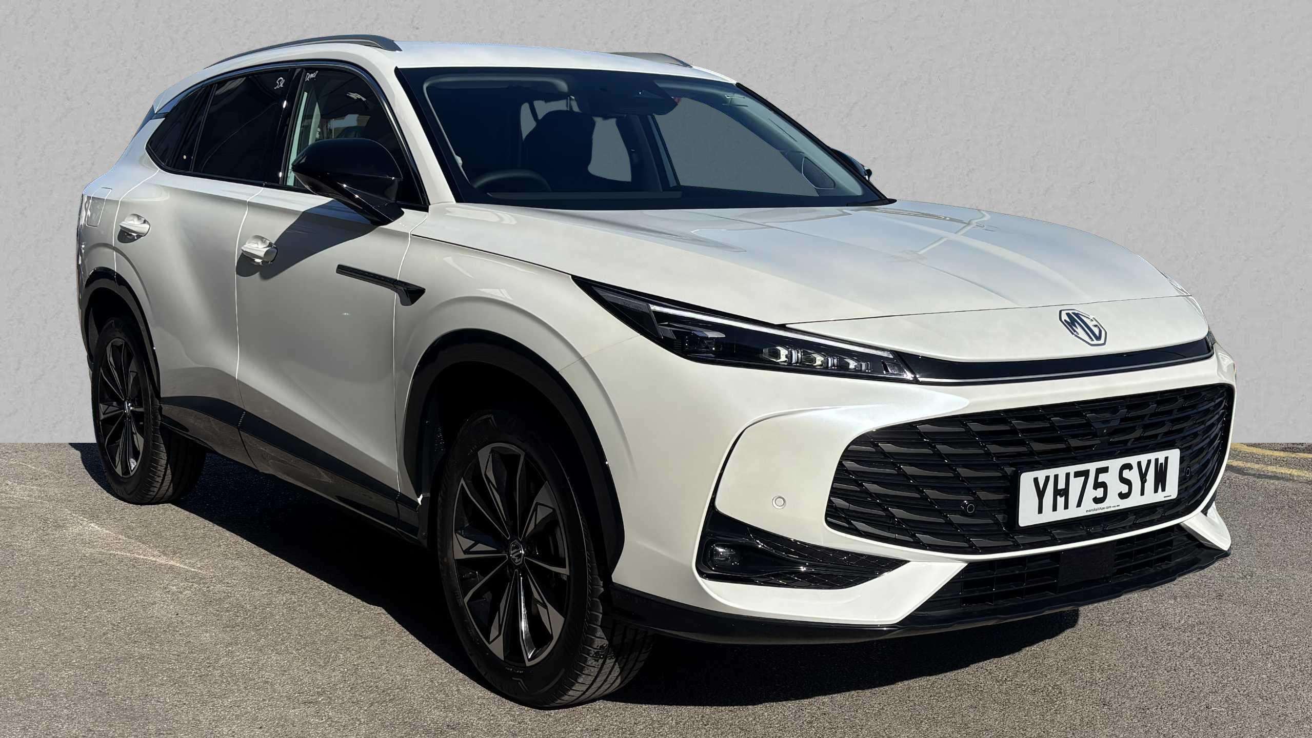 Main listing image - MG HS