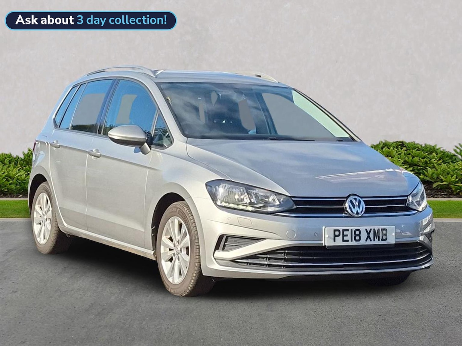 Main listing image - Volkswagen Golf SV