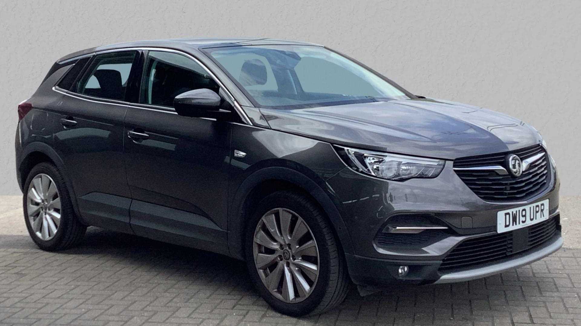 Main listing image - Vauxhall Grandland X