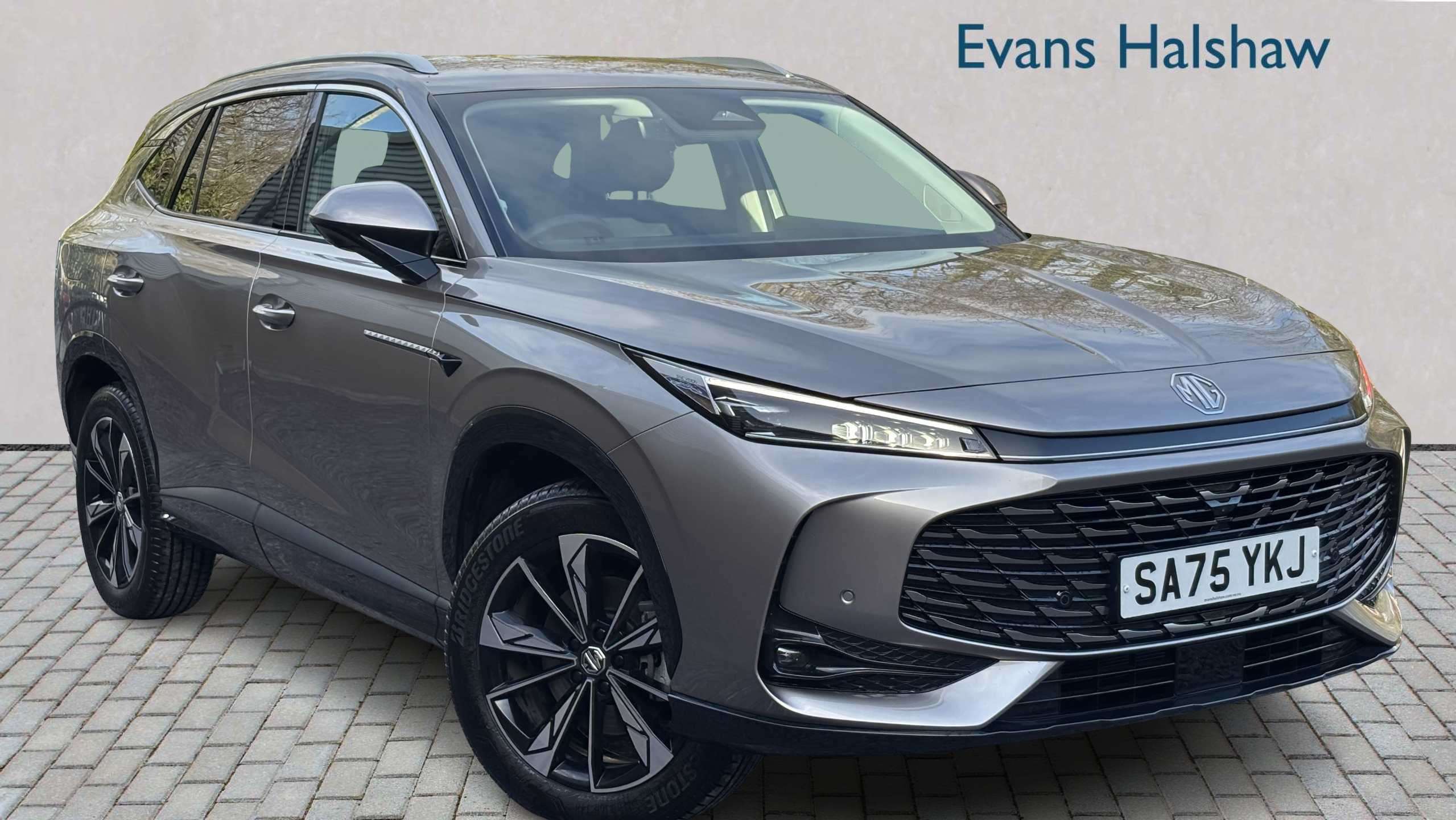 Main listing image - MG HS